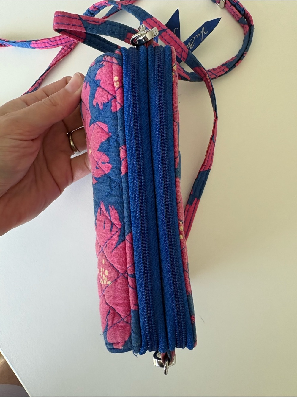 Vera Bradley Crossbody floral zip wallet bag - Picture 5 of 10